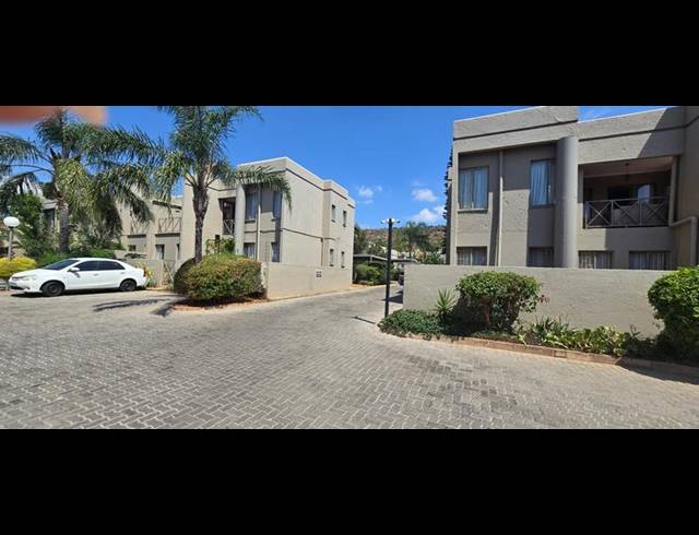 3 BEDROOM TOWNHOUSE FOR SALE IN MAGALIESKRUIN